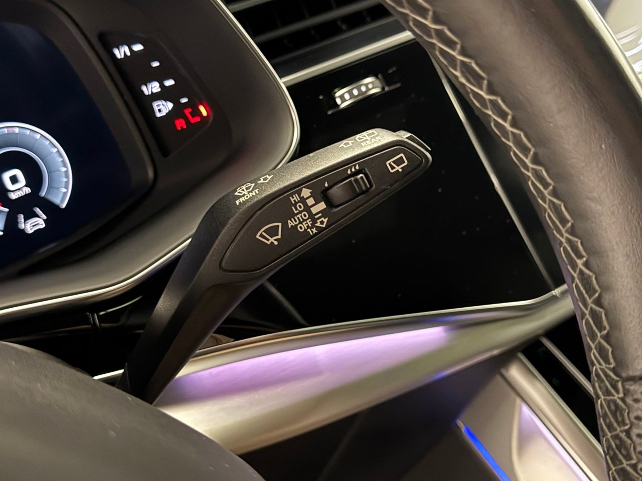 Audi Q8 55TFSI QUATTRO miniatura 22