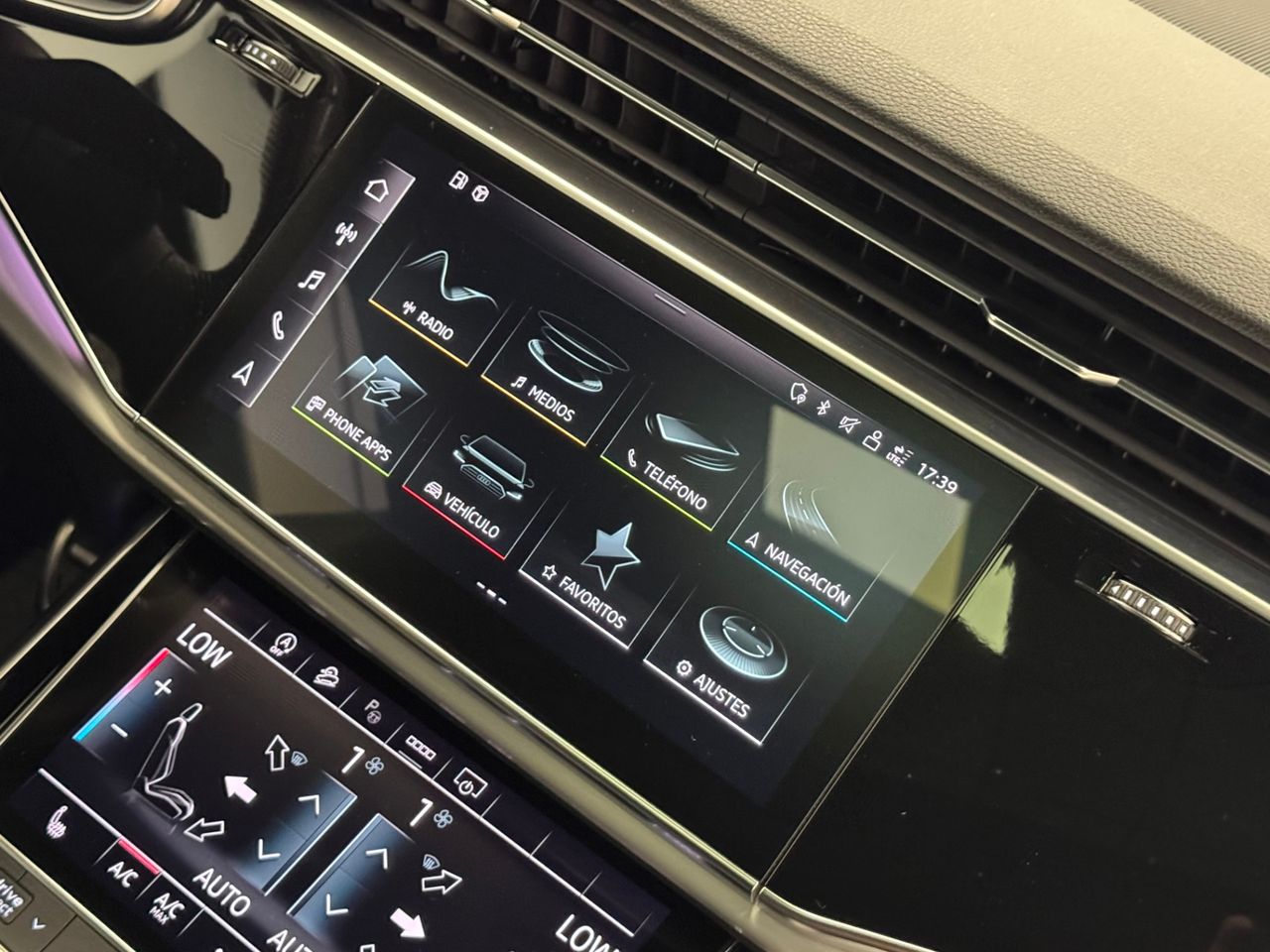 Audi Q8 55TFSI QUATTRO miniatura 35