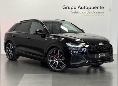 Audi - Q8
