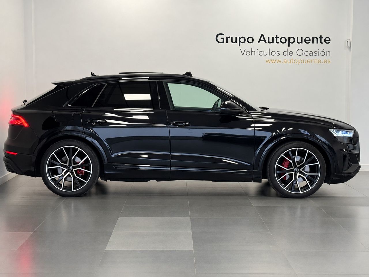 Audi Q8 55TFSI QUATTRO foto 3