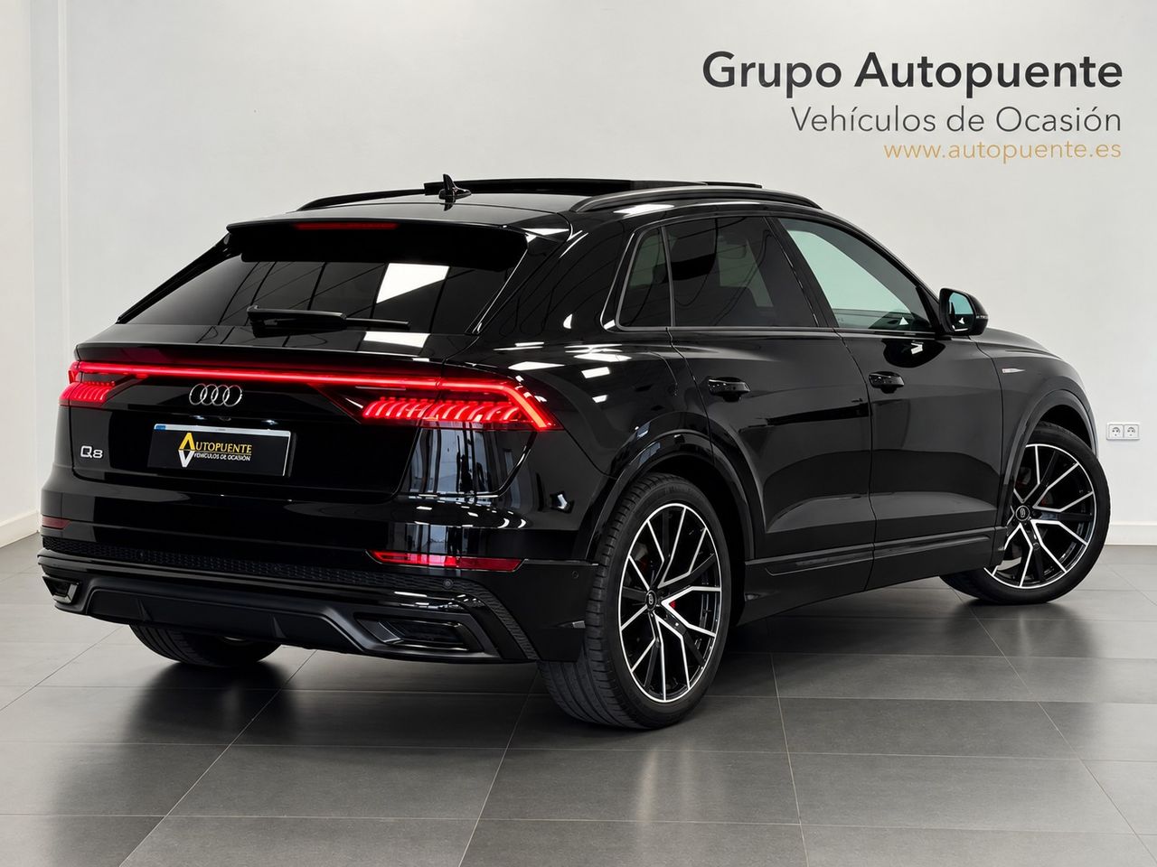 Audi Q8 55TFSI QUATTRO foto 4