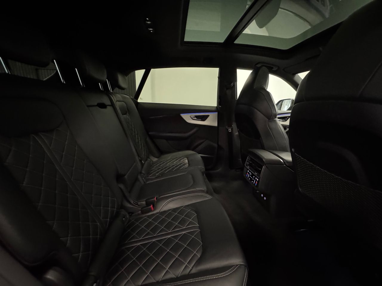 Audi Q8 55TFSI QUATTRO foto 43