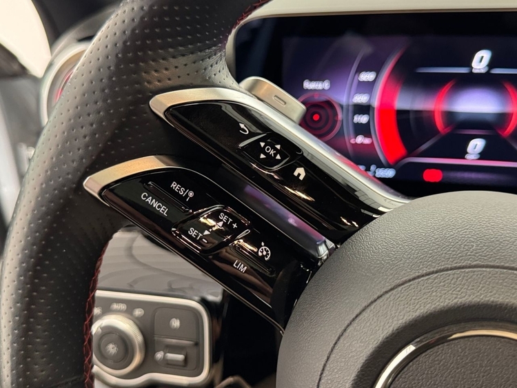 Mercedes Clase A A200D AMG 4MATIC foto 23