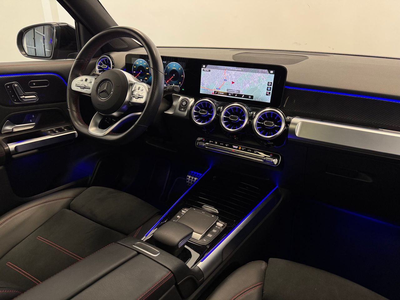 Mercedes GLB 220D AMG 4MATIC miniatura 12