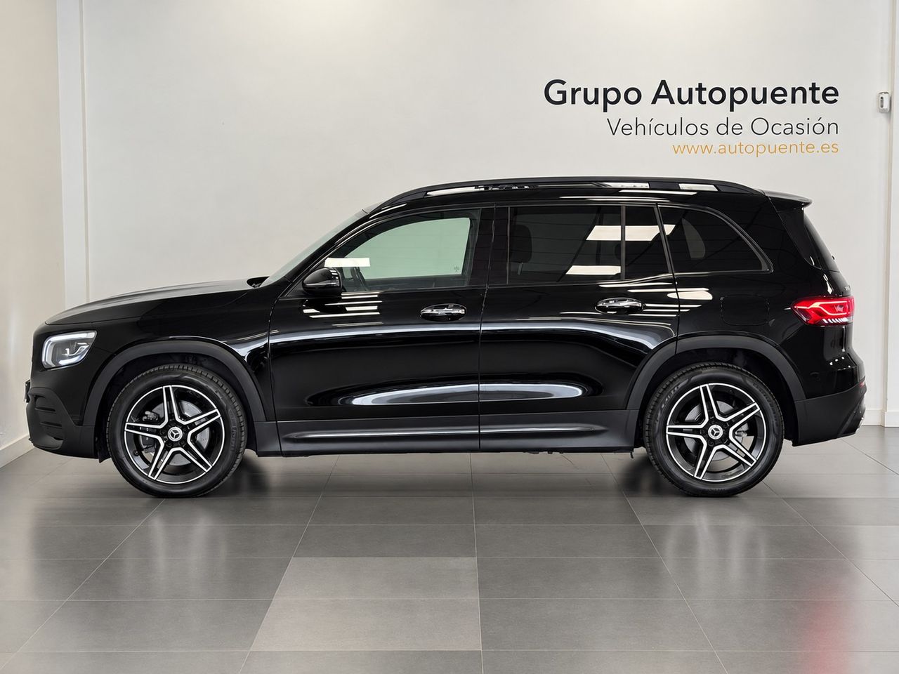 Mercedes GLB 220D AMG 4MATIC miniatura 6