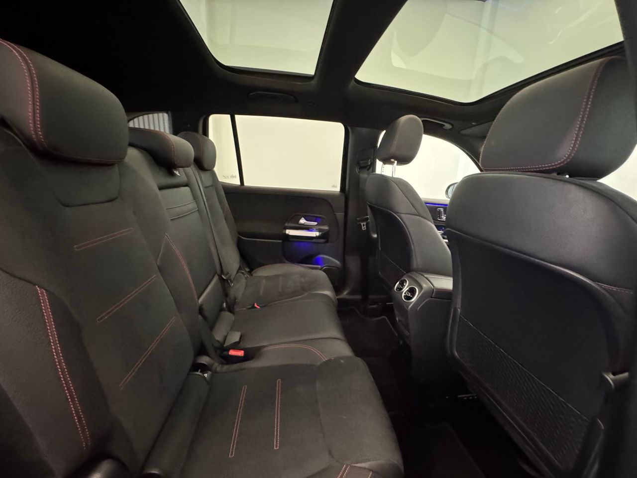 Mercedes GLB 220D AMG 4MATIC foto 37