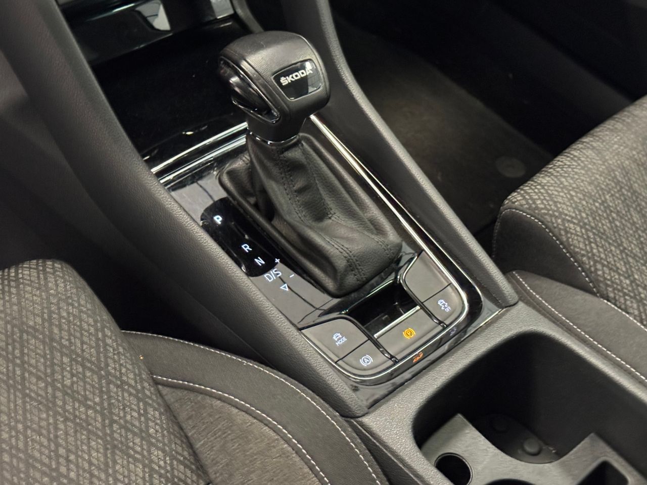 Skoda Karoq STYLE DSG  miniatura 21
