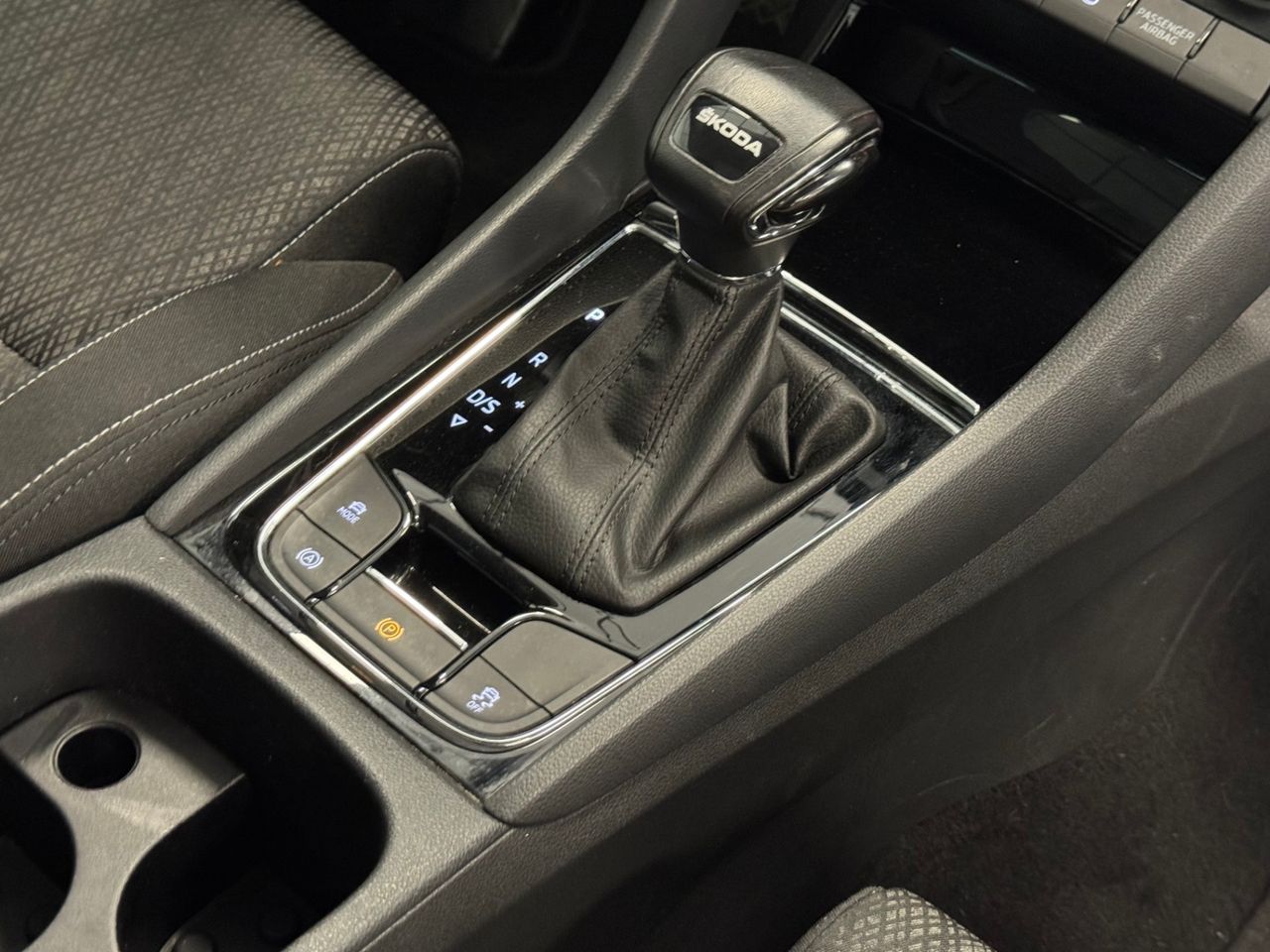Skoda Karoq STYLE DSG  miniatura 25