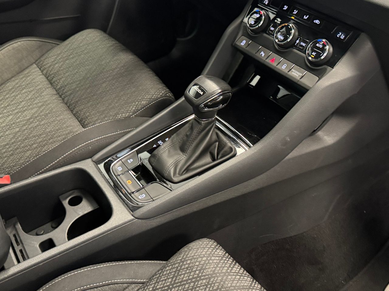 Skoda Karoq STYLE DSG  miniatura 26