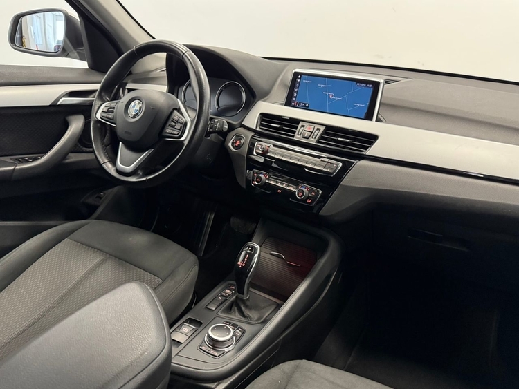 BMW X1 SDRIVE 18D foto 12