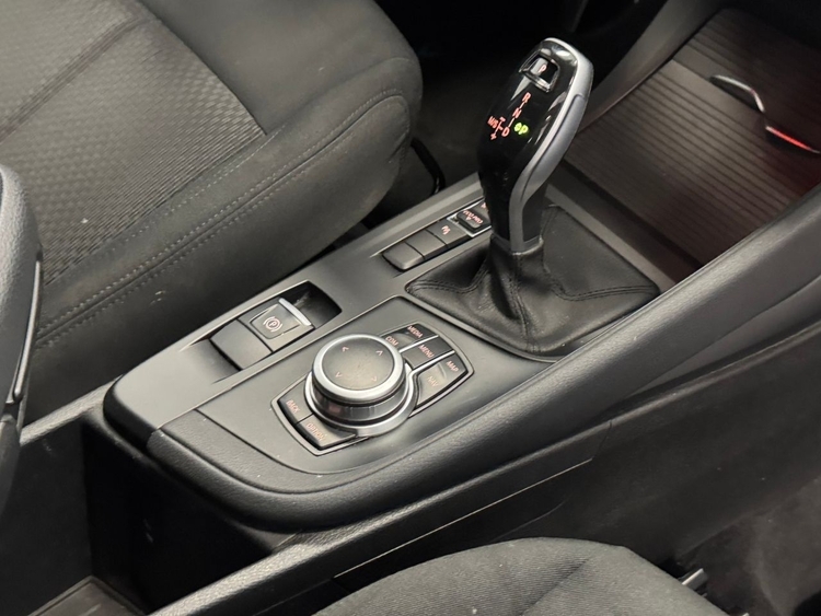 BMW X1 SDRIVE 18D foto 32