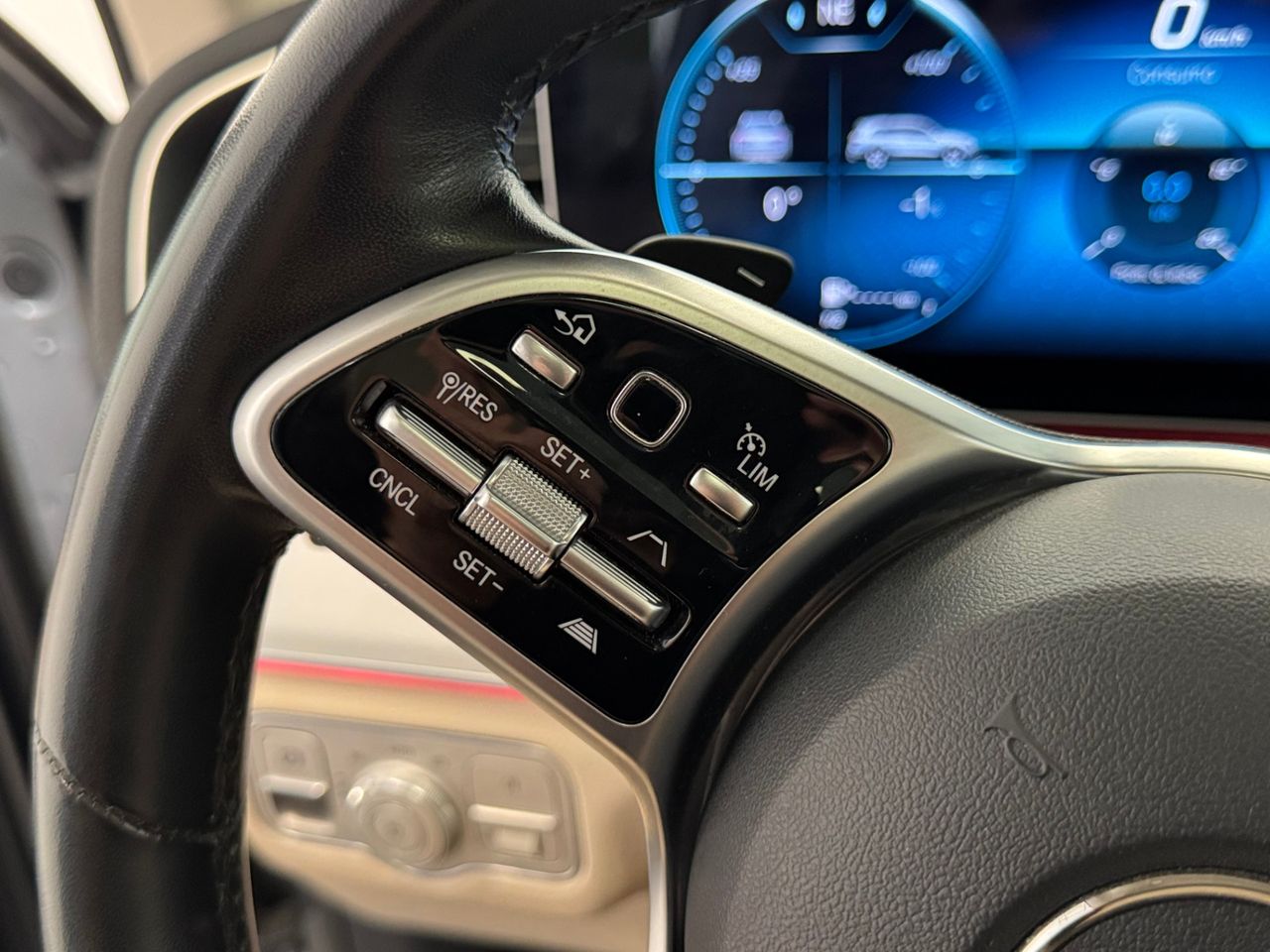Mercedes GLS 450 4MATIC foto 22