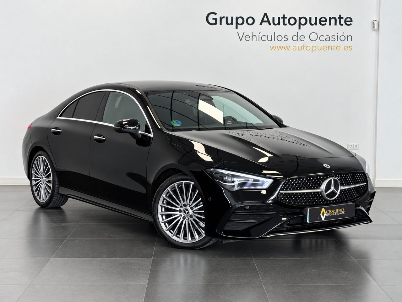 Mercedes CLA 200 AMG LINE  miniatura 2