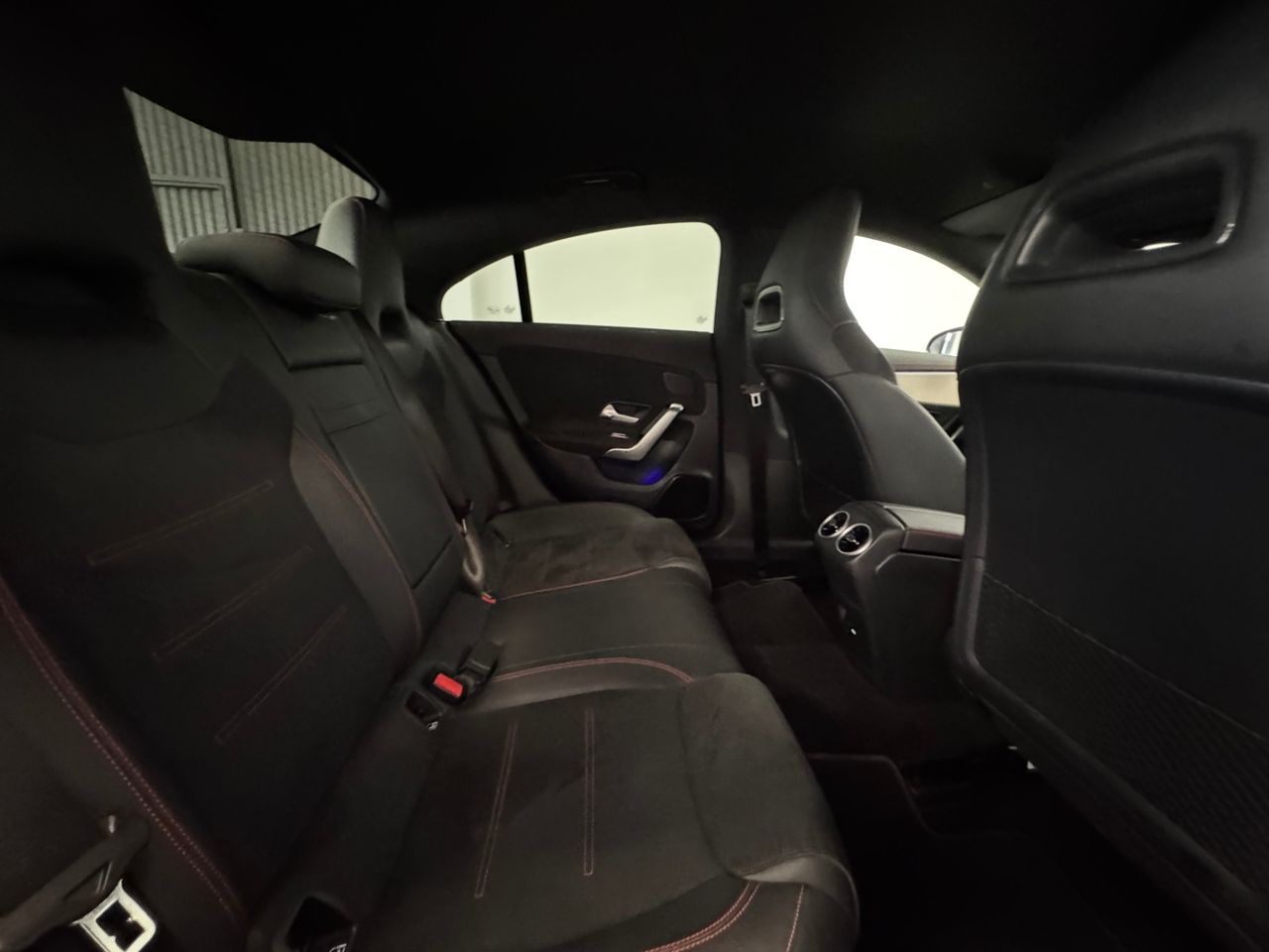 Mercedes CLA 200 AMG LINE  foto 41
