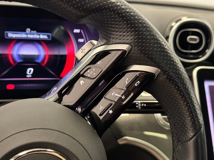 Mercedes Clase C 300 E AMG LINE foto 24