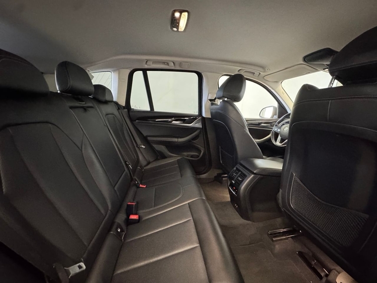 BMW X3 XDRIVE 20D foto 38