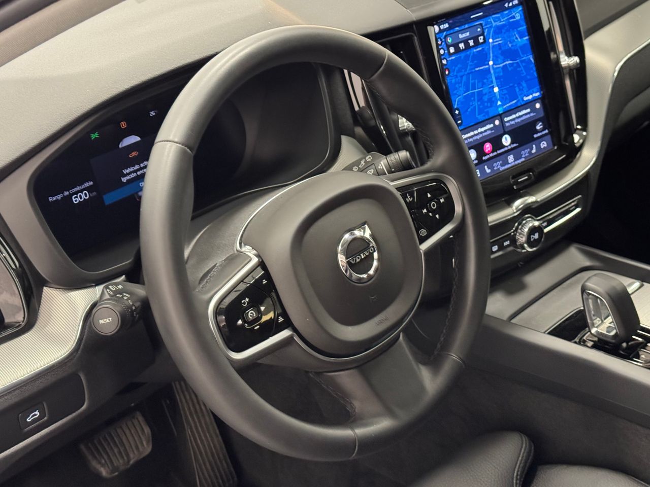 Volvo XC60 B4 D PLUS DARK AUTO miniatura 17