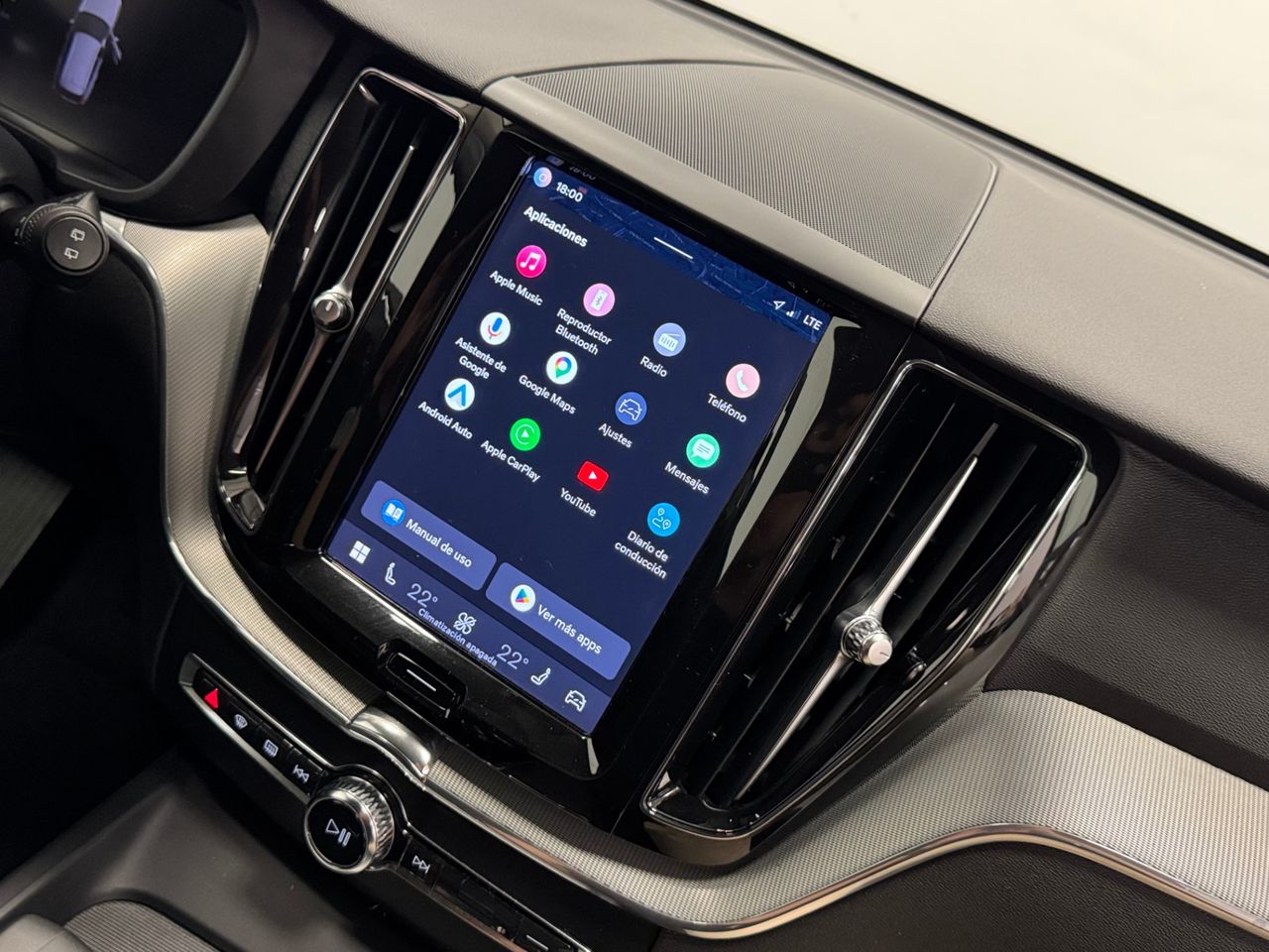 Volvo XC60 B4 D PLUS DARK AUTO miniatura 31