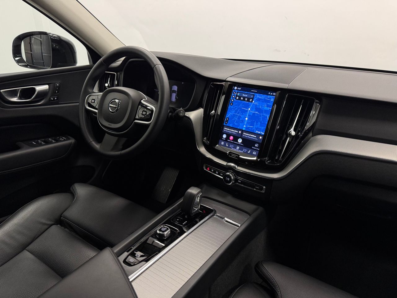 Volvo XC60 B4 D PLUS DARK AUTO foto 12