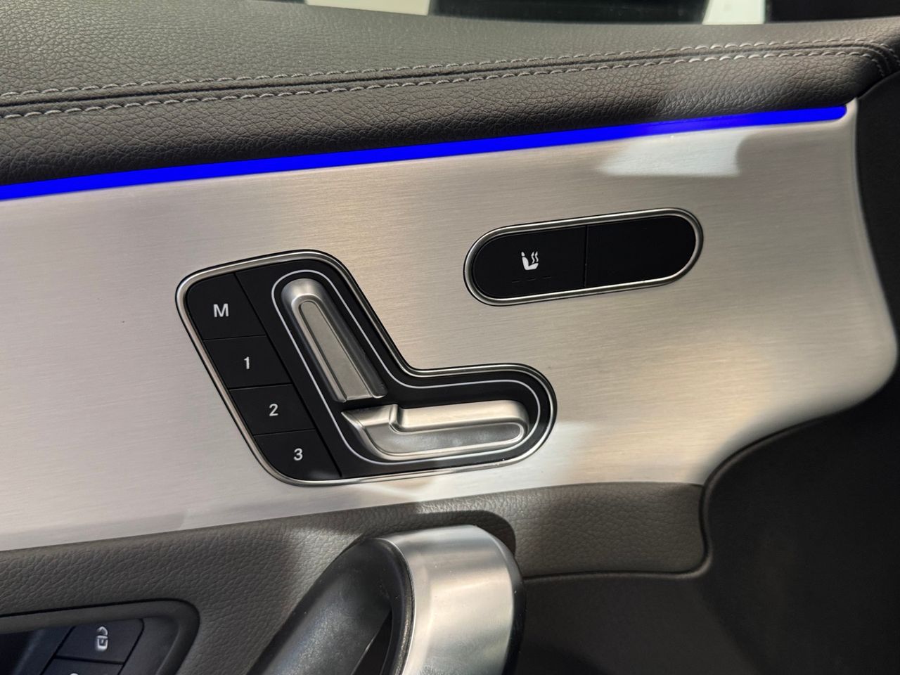 Mercedes CLA 35 AMG miniatura 15
