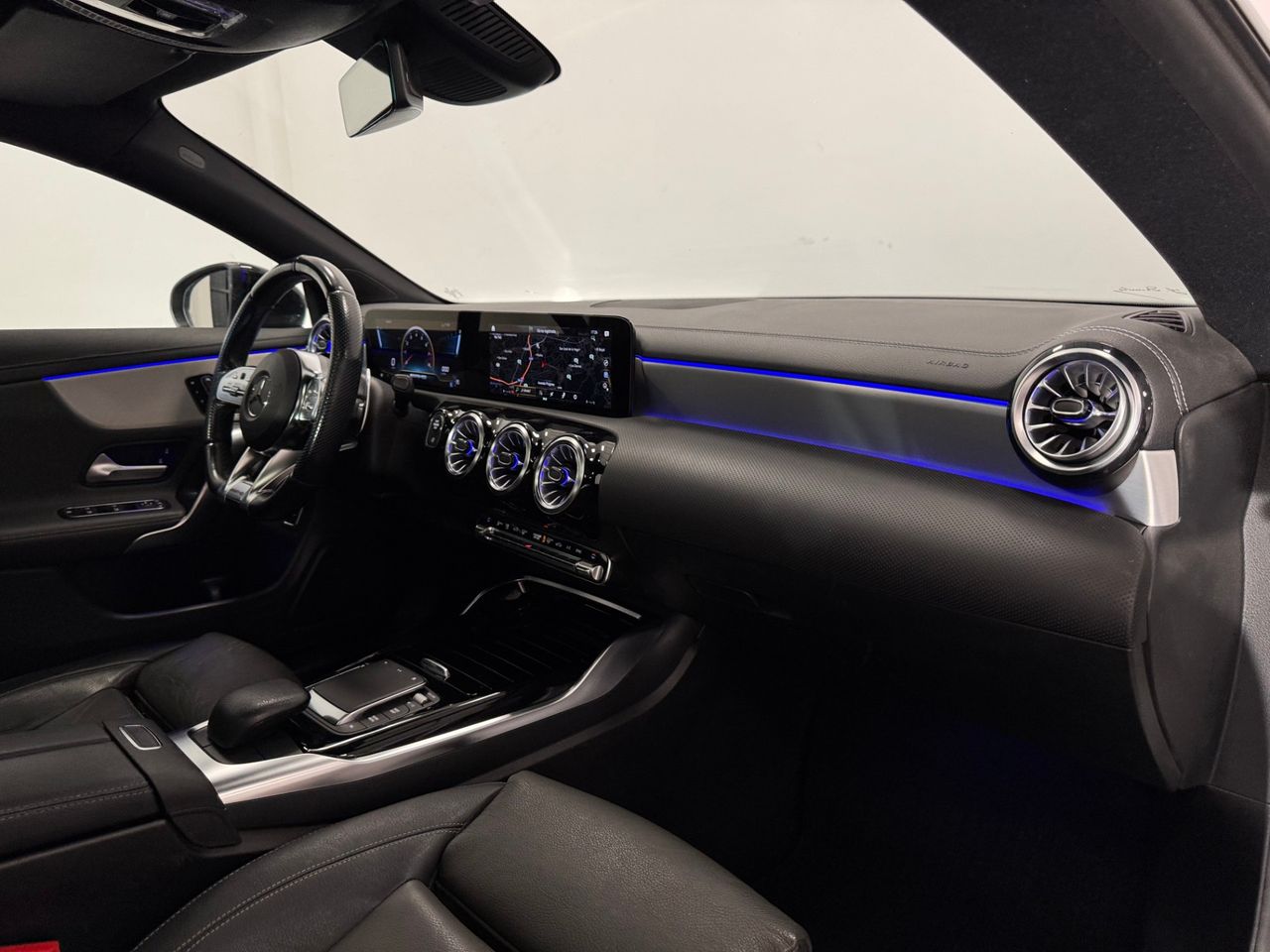 Mercedes CLA 35 AMG miniatura 25