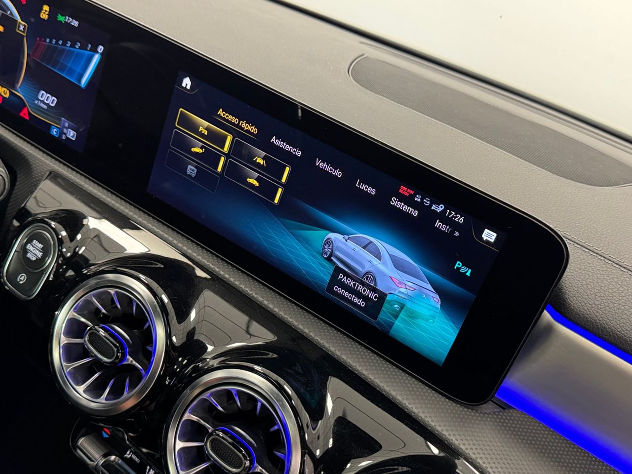 Mercedes CLA 35 AMG miniatura 34