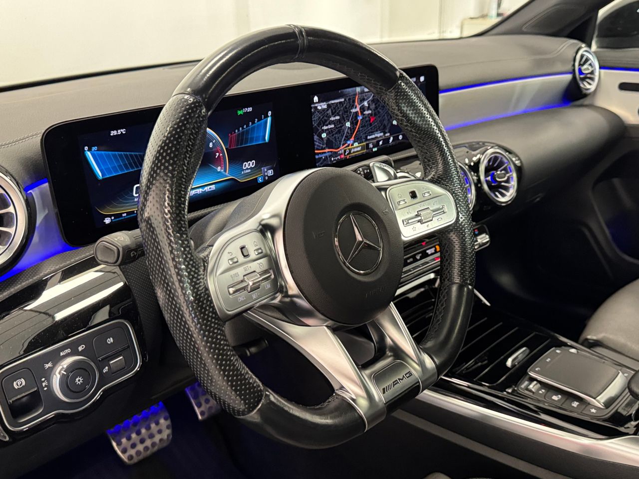 Mercedes CLA 35 AMG foto 19