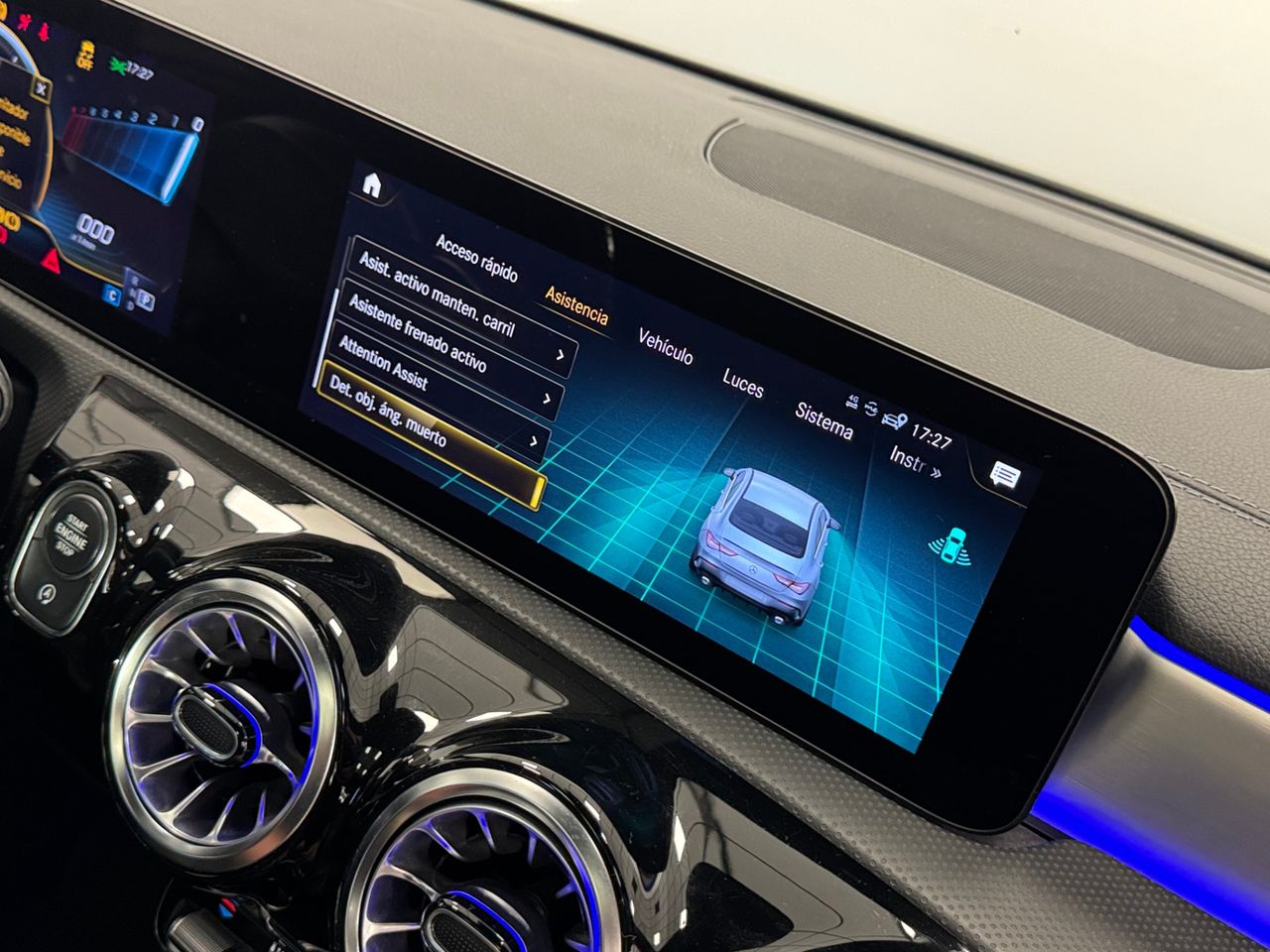 Mercedes CLA 35 AMG foto 36