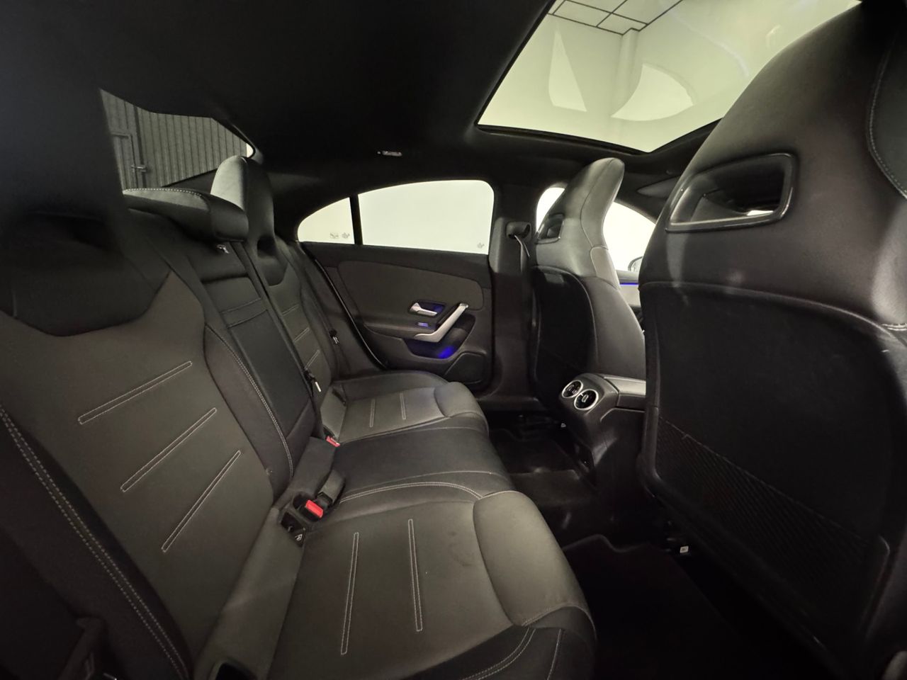 Mercedes CLA 35 AMG foto 41