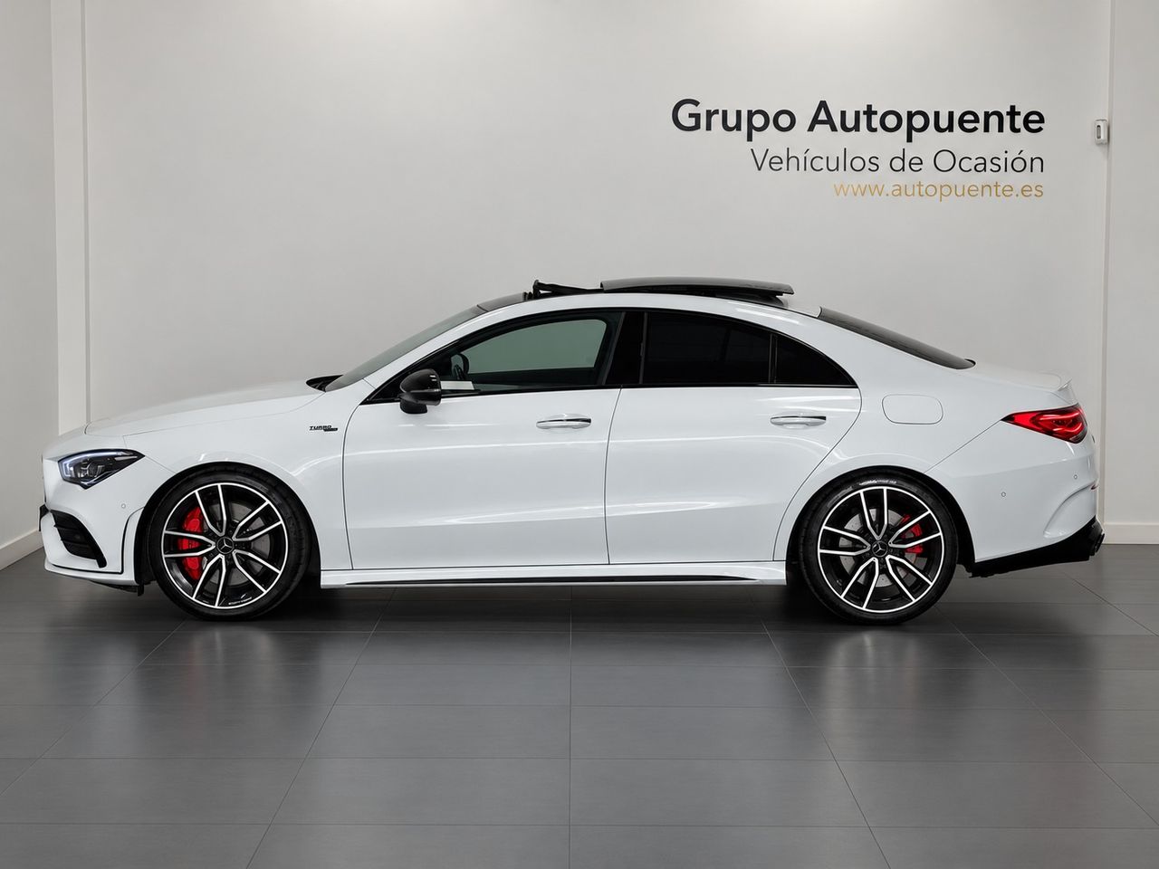 Mercedes CLA 35 AMG foto 6