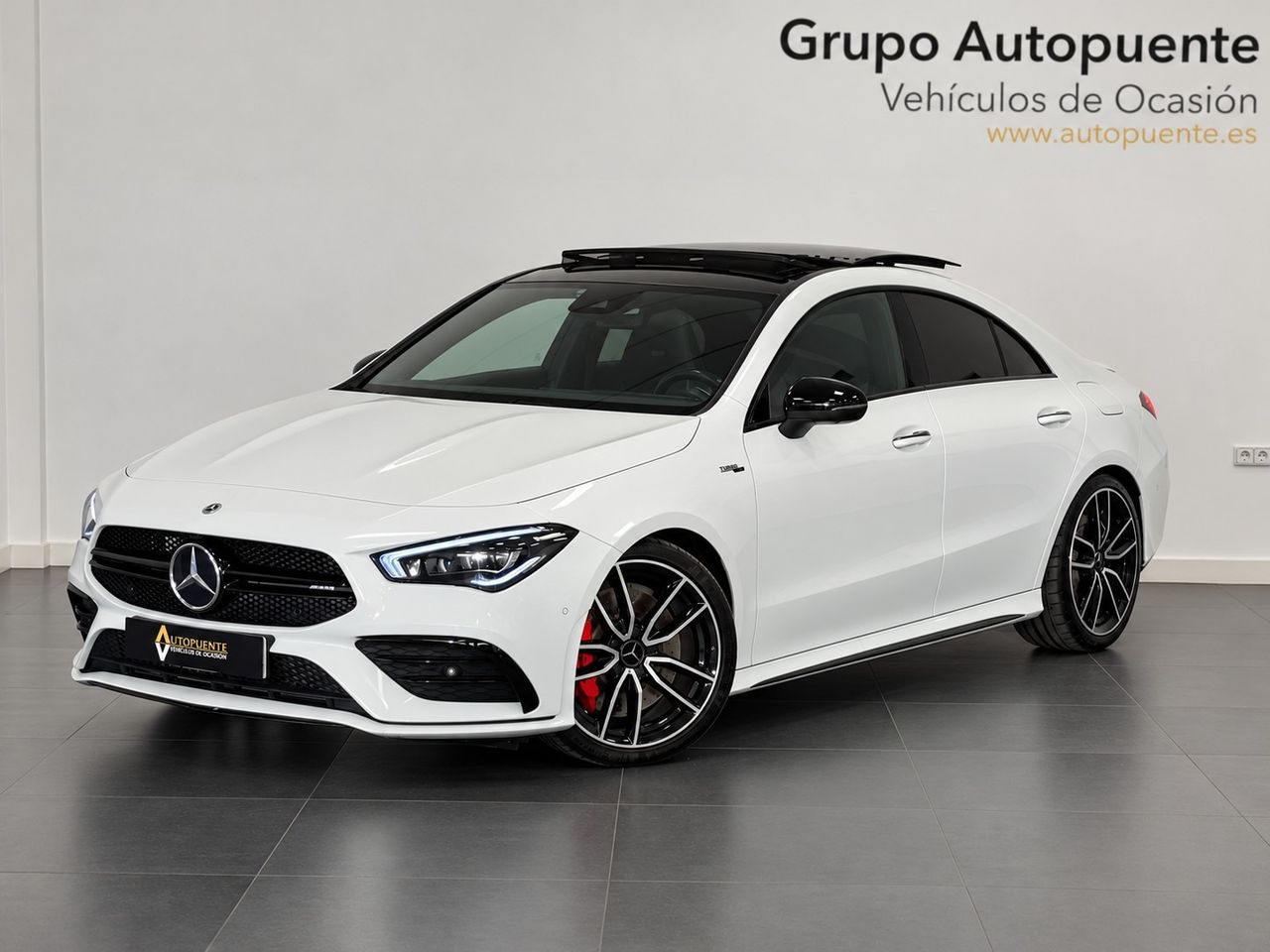 Mercedes CLA 35 AMG foto 7
