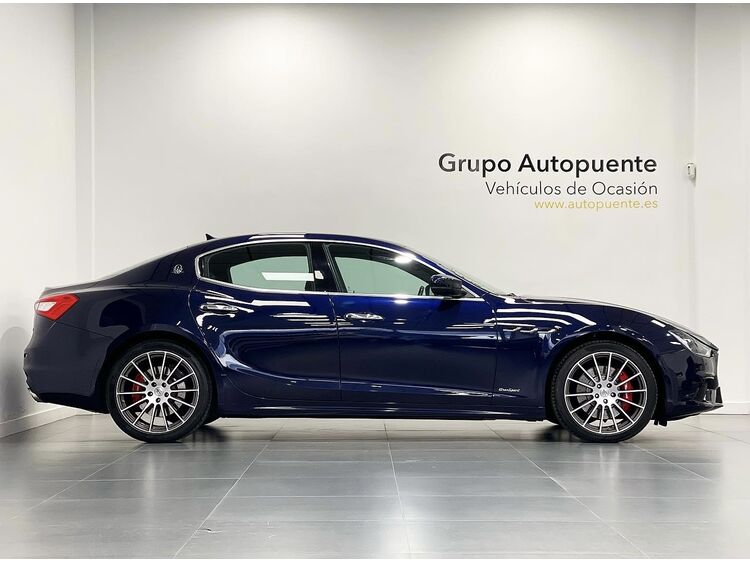 Maserati Ghibli GranSport foto 3