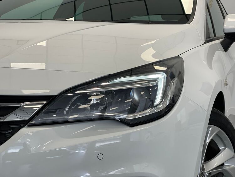 Opel Astra Dynamic foto 45