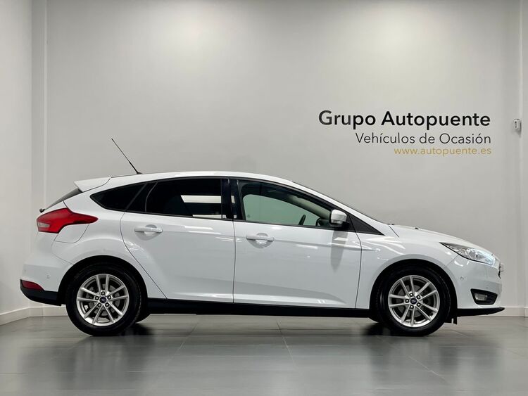 Ford Focus TREND foto 3
