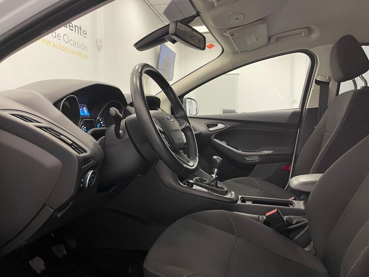 Ford Focus TREND foto 15