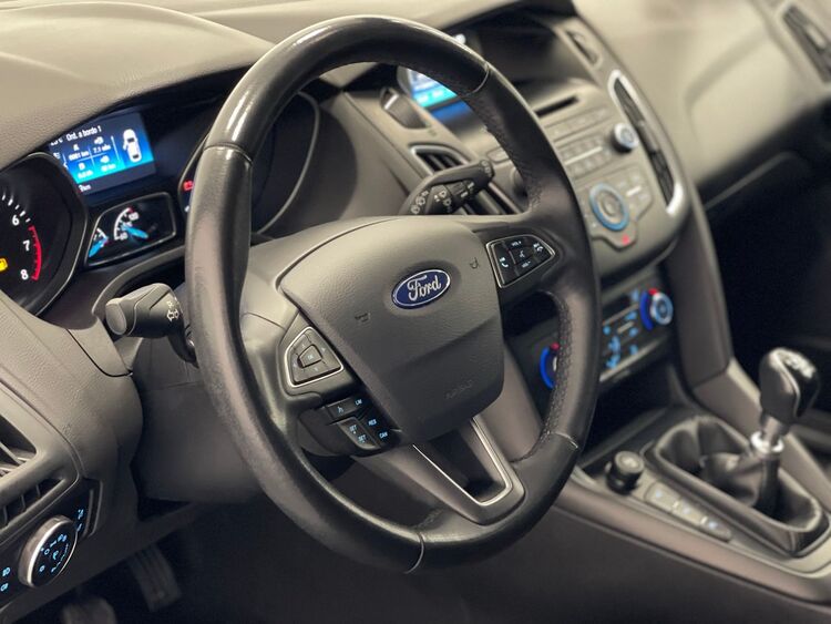 Ford Focus TREND foto 19