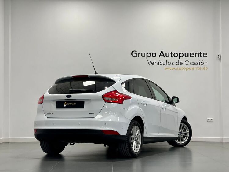 Ford Focus TREND foto 4
