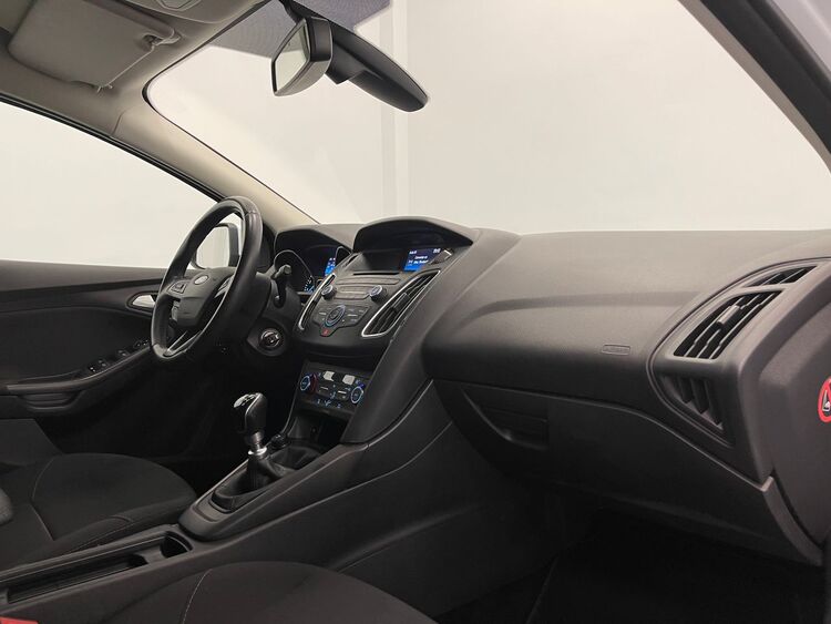 Ford Focus TREND foto 31