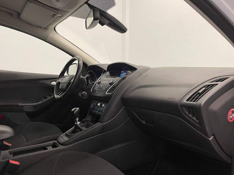Ford Focus TREND foto 32