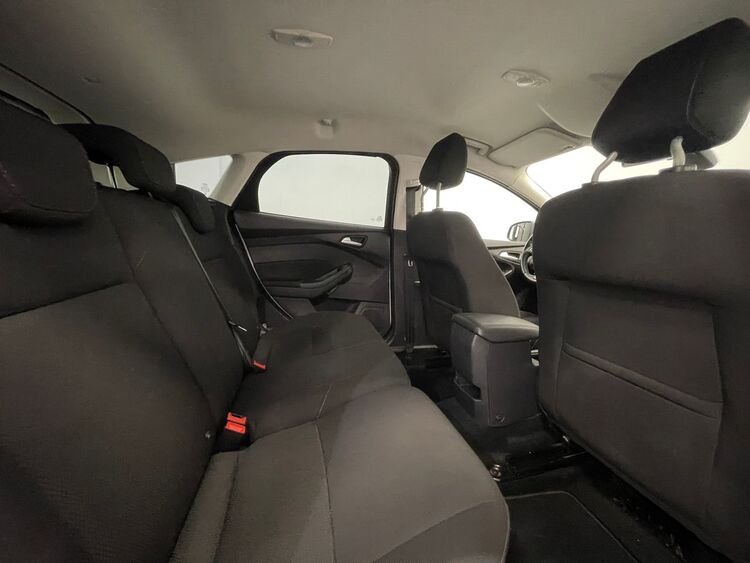 Ford Focus TREND foto 45