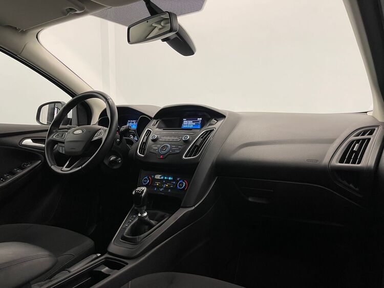 Ford Focus TREND foto 11