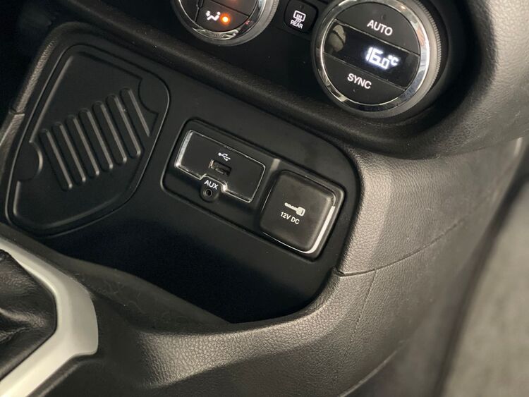 Jeep Renegade Longitude foto 37