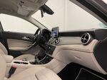 Mercedes GLA Urban miniatura 31