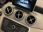 Mercedes GLA Urban miniatura 39