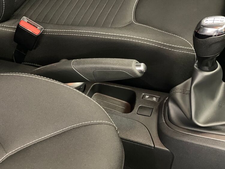 Renault Clio LIMITED foto 40