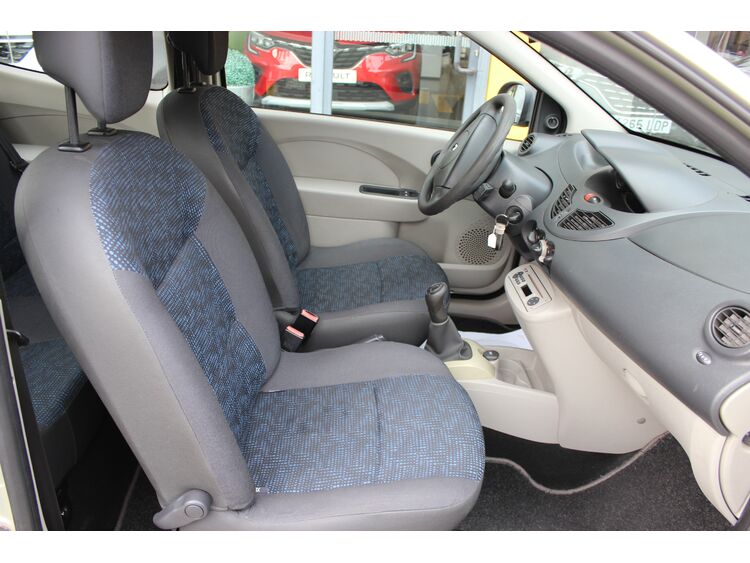 Renault Twingo Authentique foto 15