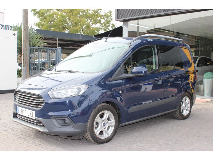 Ford Transit Courier  foto 6