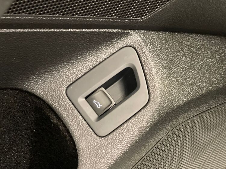Volkswagen Passat Advance foto 17