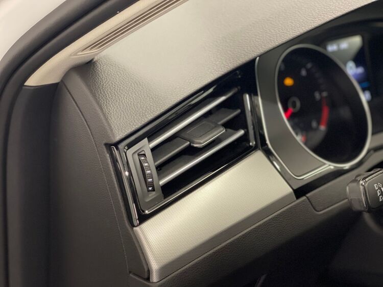 Volkswagen Passat Advance foto 19