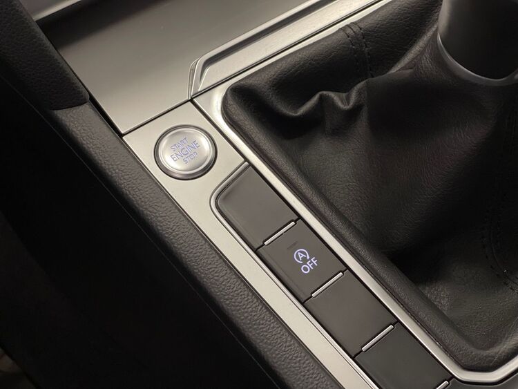 Volkswagen Passat Advance foto 48